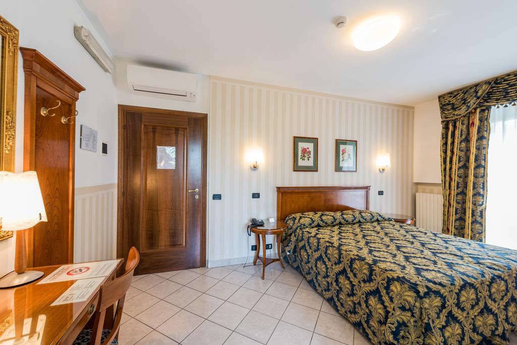 Hotel Belvedere Торино Екстериор снимка
