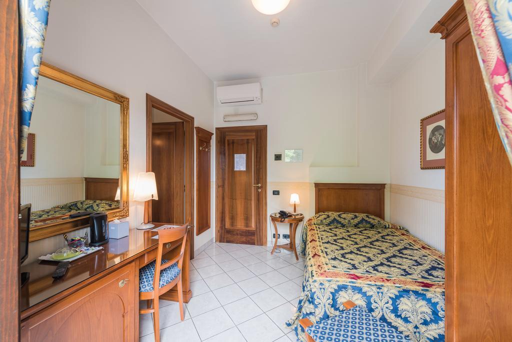Hotel Belvedere Торино Екстериор снимка